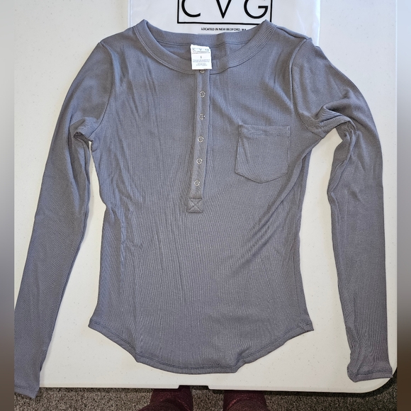 NEW CVG Henley Small - Picture 3 of 5